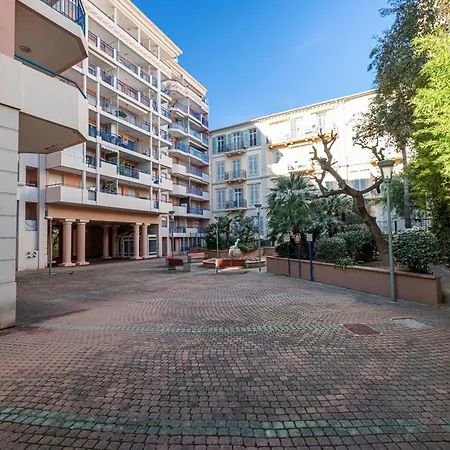 301 - Bel Calme, Proche Apartamento Menton