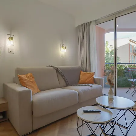 301 - Bel Calme, Proche