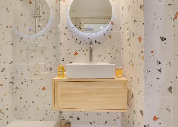 301 - Bel Calme, Proche Apartamento