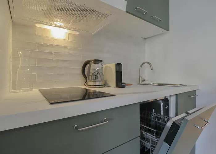 Apartment 301 - Bel Calme, Proche Menton